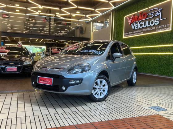FIAT PUNTO 1.4 ATTRACTIVE 8V FLEX 4P MANUAL